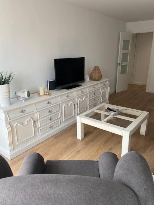 Apartmán Leonmisol Exteriér fotografie